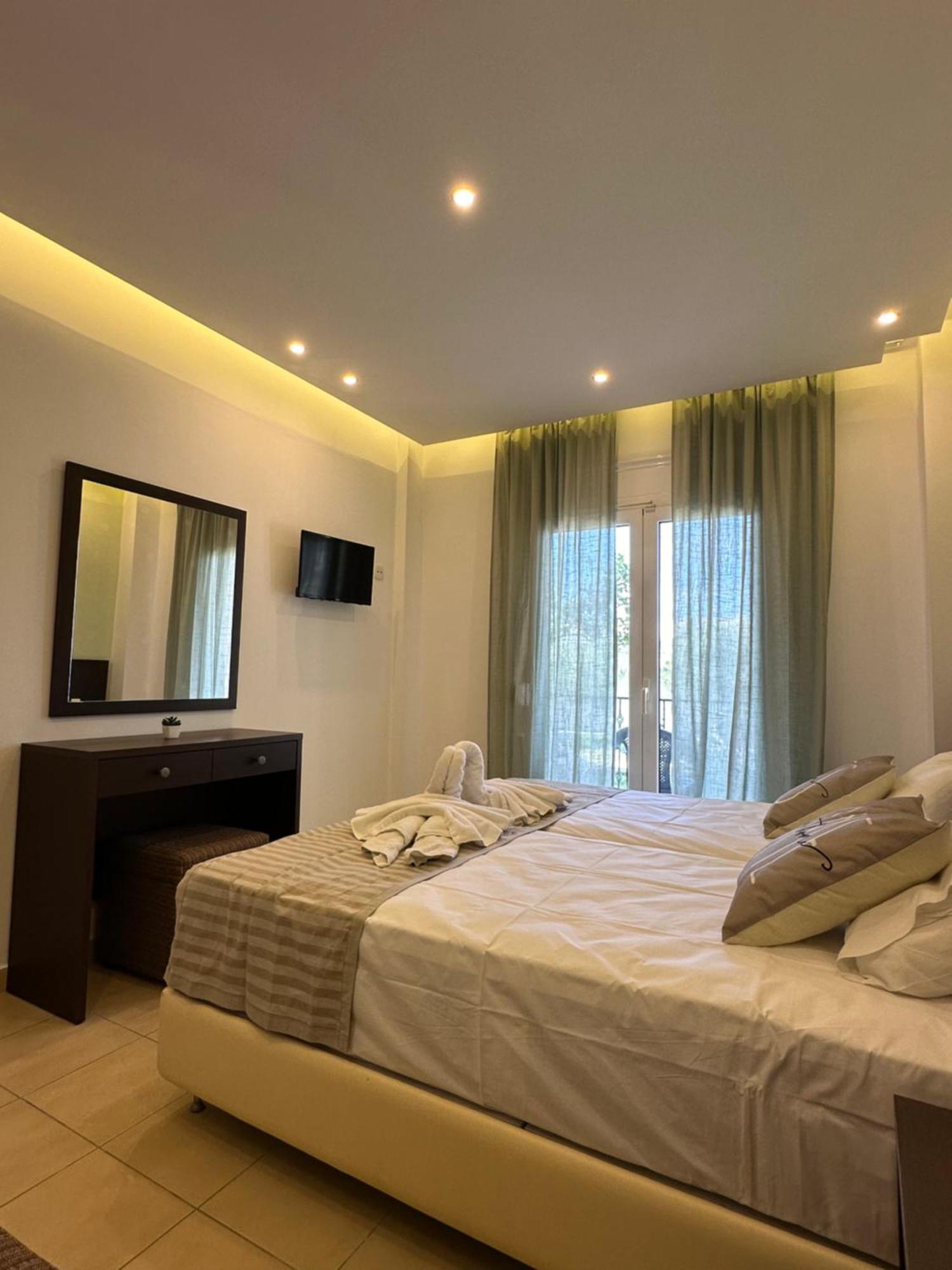 Shades Of Olive Apartment Pefkochori Exterior photo